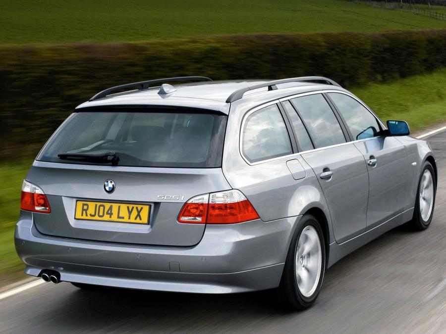  BMW 525i Touring 2004 года  (UK) (фото 7 из 9)